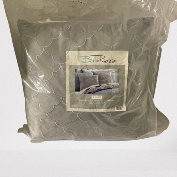 🆕Bella Russo Decorative Pillows - Picture 3 of 4